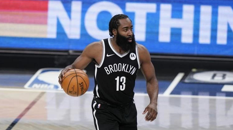 这座藏匿于 这座藏匿于